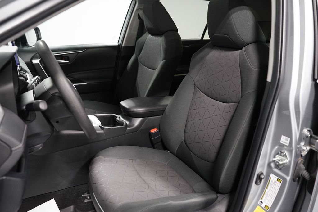 Thumbnail: 2023 Toyota RAV4 - 27