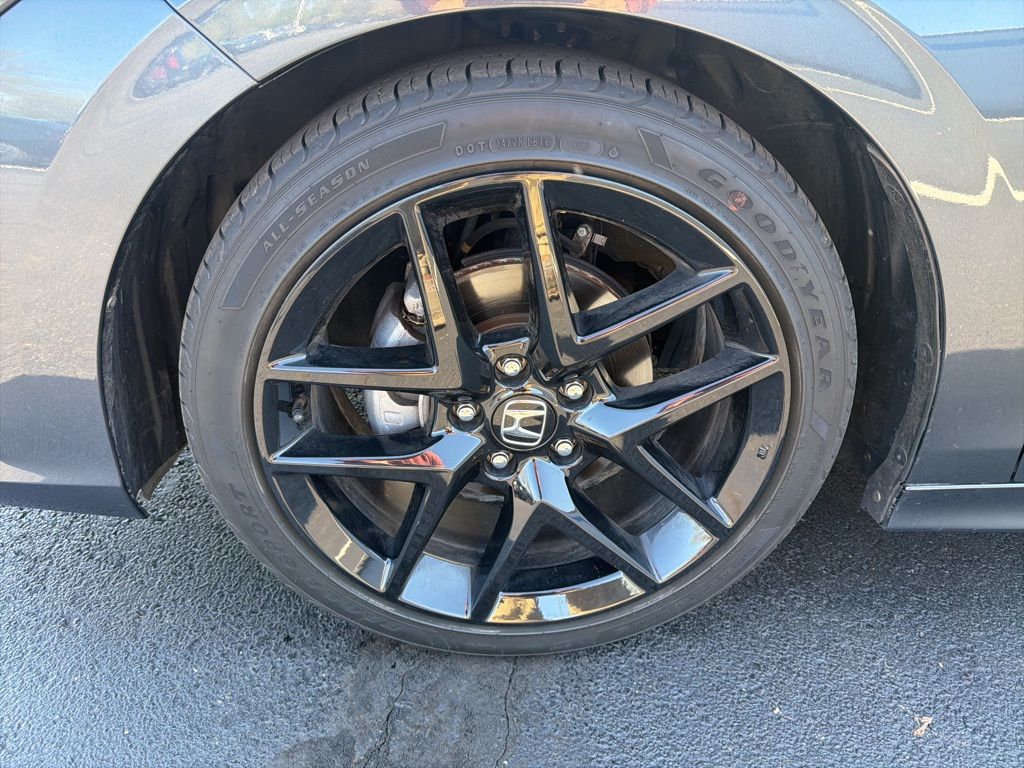 Thumbnail: 2023 Honda Civic - 10