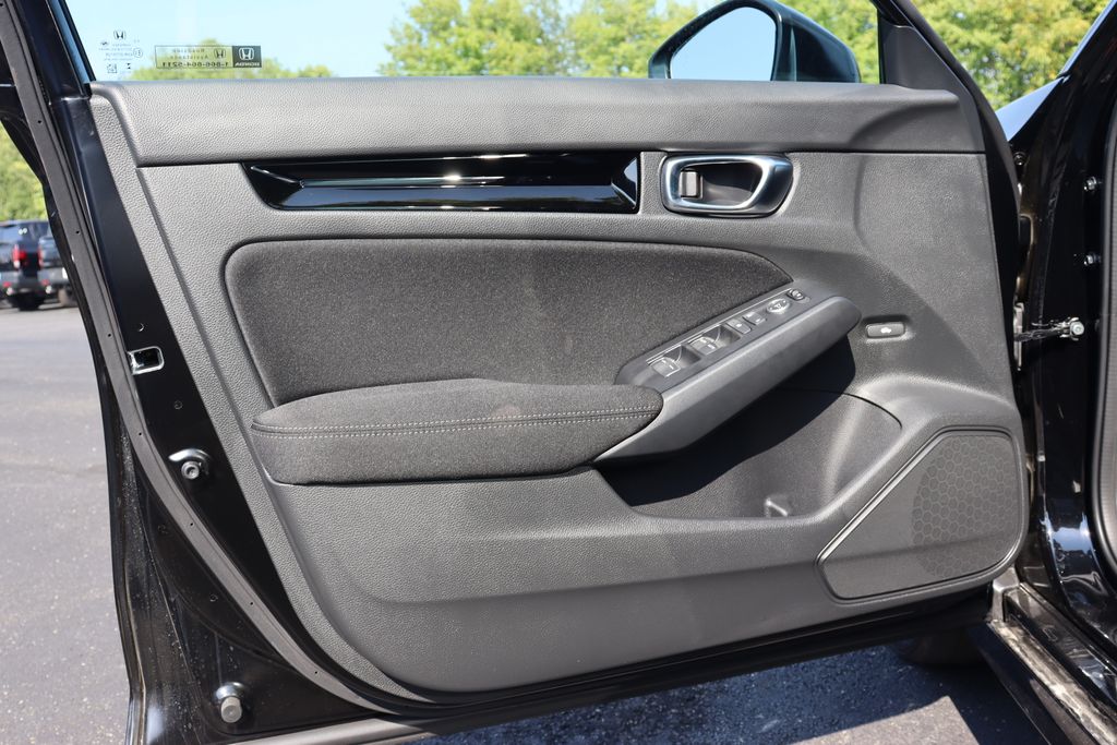 2025 Honda Civic Sport 27