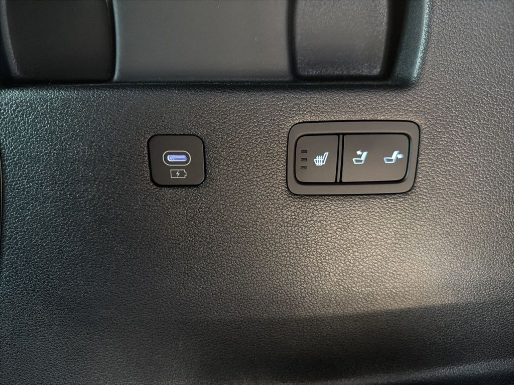 Thumbnail: 2024 Hyundai Palisade - 21