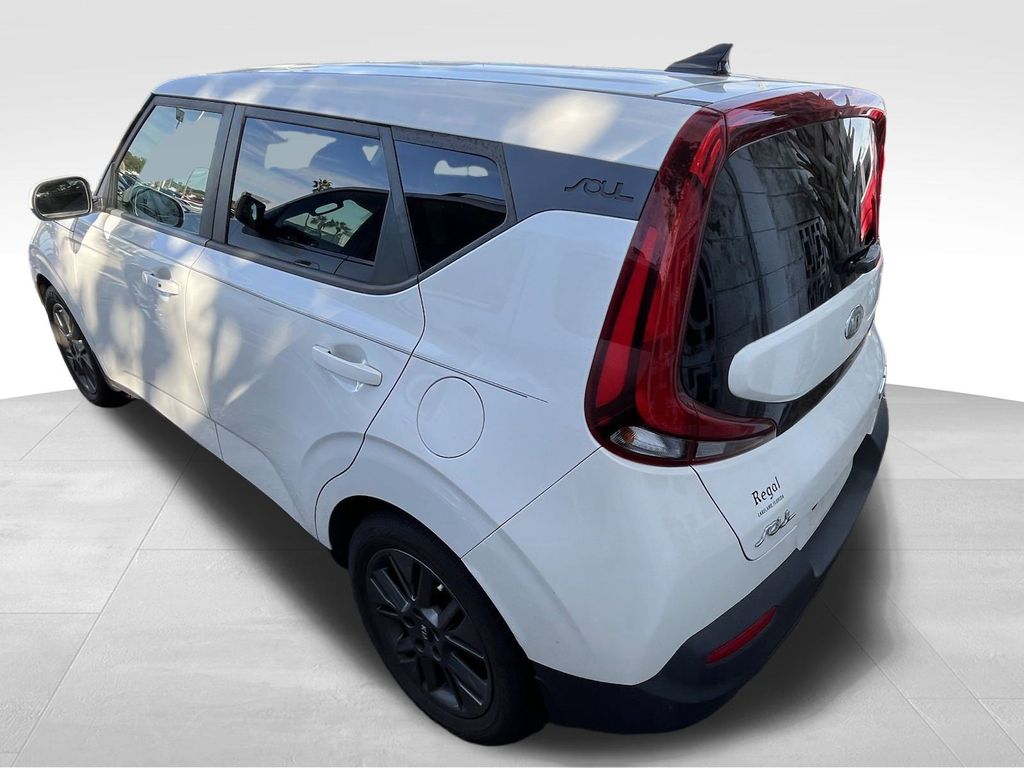 2020 Kia Soul EX 4