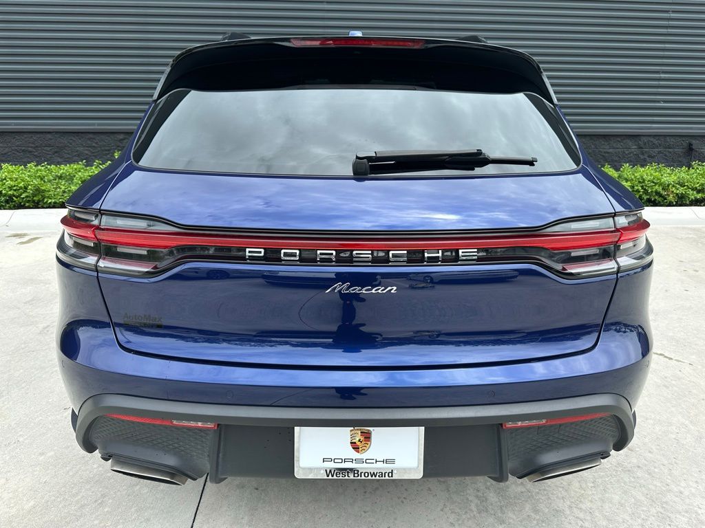 2022 Porsche Macan  10