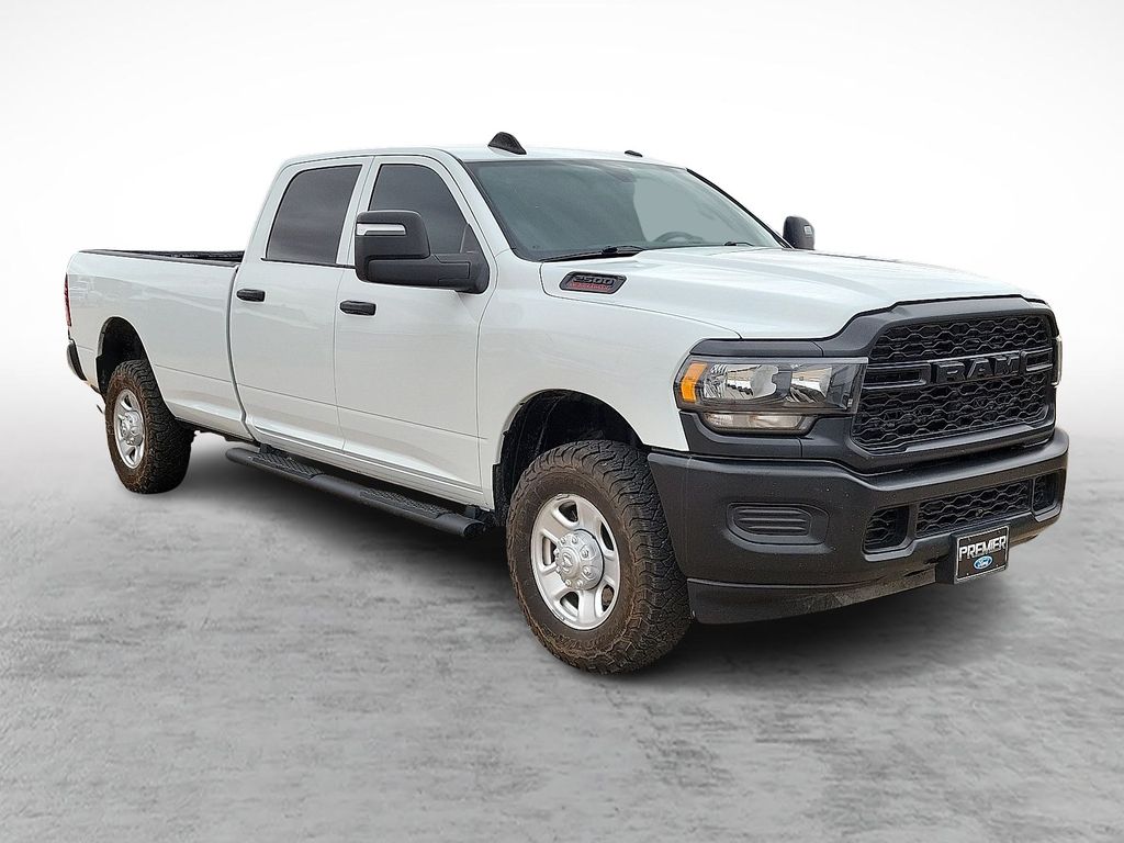 2024 RAM 2500 Tradesman Crew Cab LB 4WD