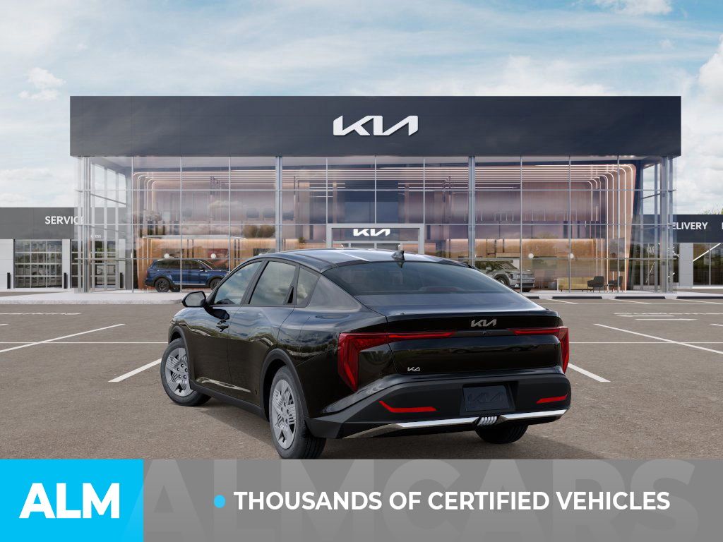 2025 Kia K4 LX photo 3