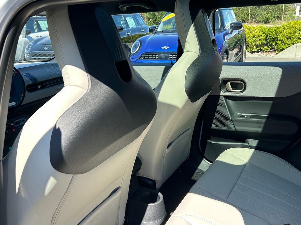 Thumbnail: 2026 MINI Cooper - 30