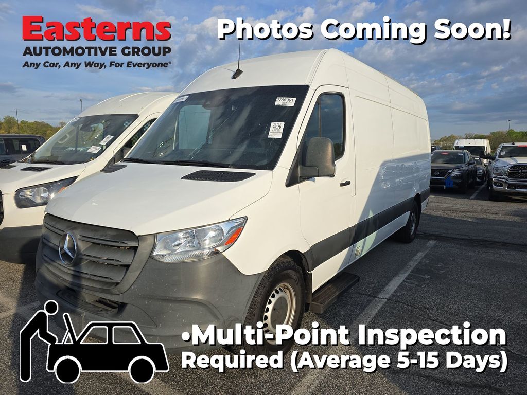 White 2021 Mercedes-Benz Sprinter 2500 170 High Roof Crew Van RWD Van 4X2 9-Speed Automatic