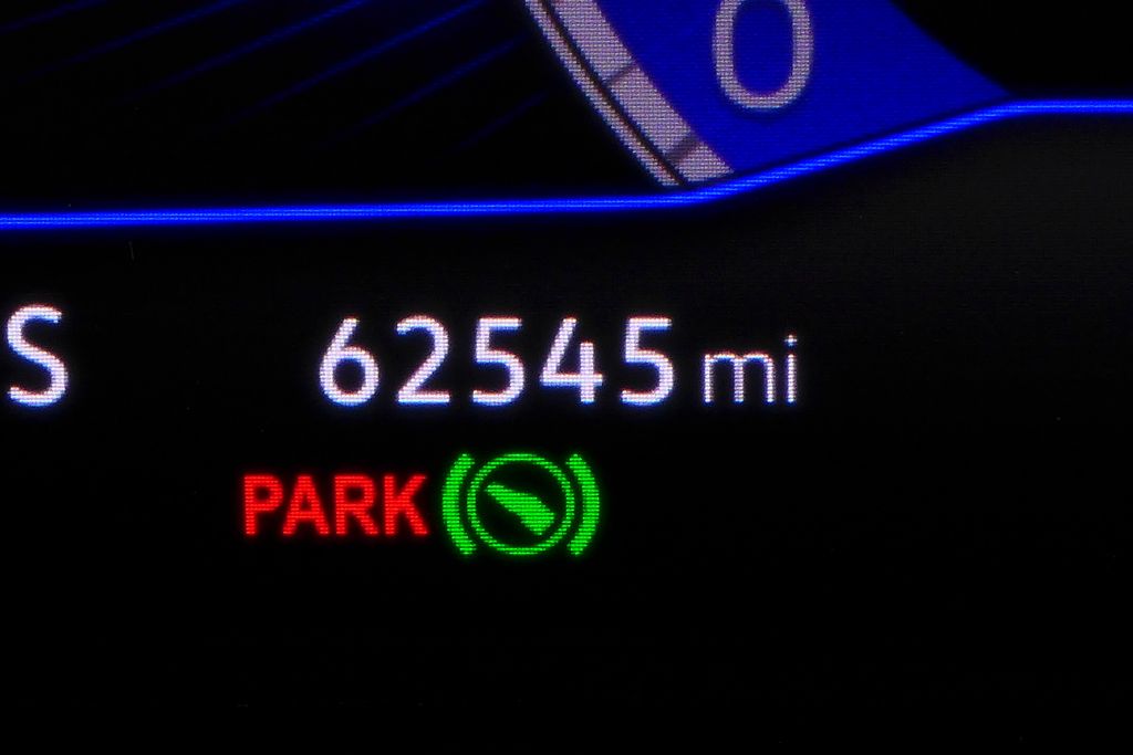 Thumbnail: 2022 Volkswagen Tiguan - 32