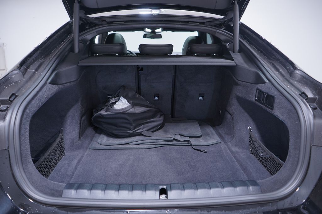 Thumbnail: 2023 BMW i4 - 23