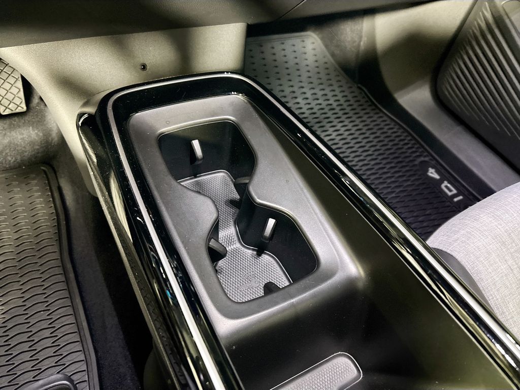 2025 Volkswagen ID.4 Pro