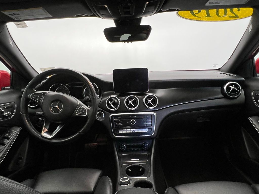 Thumbnail: 2019 Mercedes-Benz GLA - 10