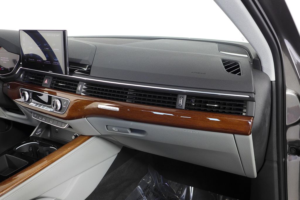 Thumbnail: 2022 Audi A4 - 14