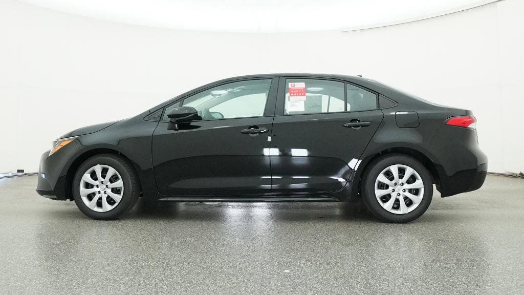 2025 Toyota Corolla LE 18