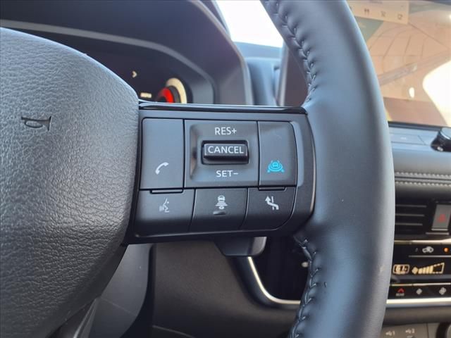 2025 Nissan Rogue SL photo