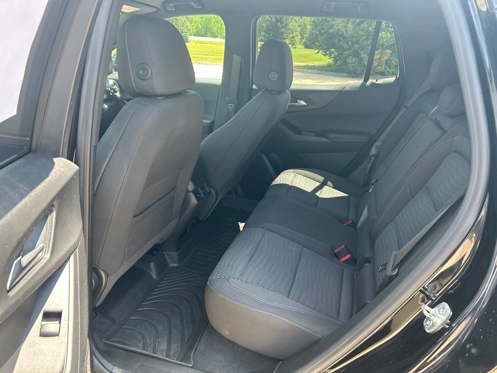 Used 2025 Chevrolet Equinox SUV