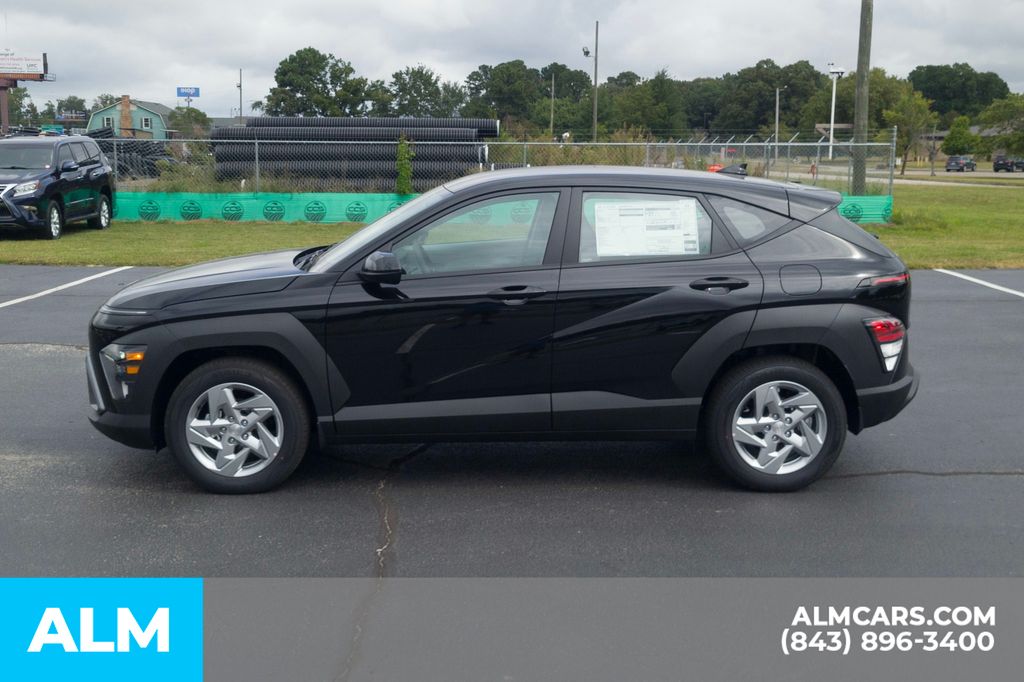 Used 2026 Black Hyundai SE image 10