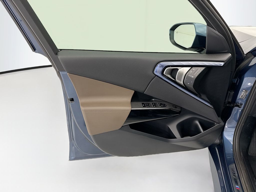 Thumbnail: 2026 BMW X3 - 23