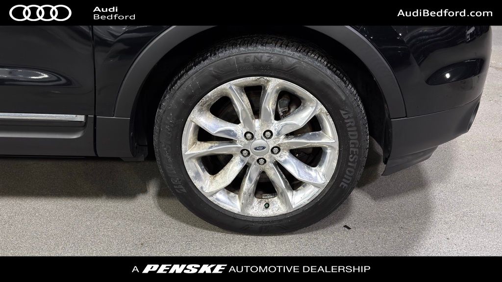 Thumbnail: 2015 Ford Explorer - 9