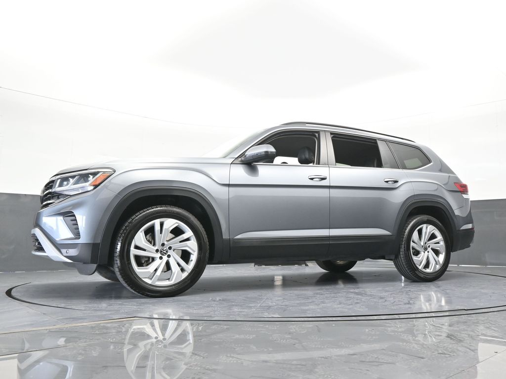 Used 2021 Gray Volkswagen 3.6L V6 SE w/Technology image 55