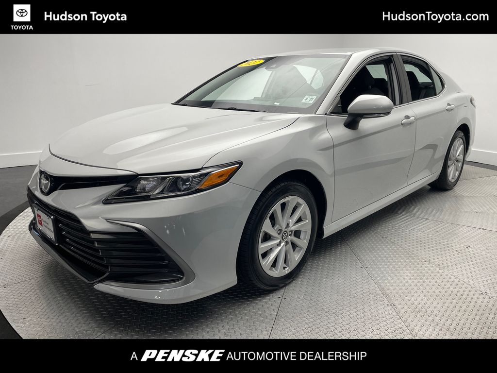 Thumbnail: 2022 Toyota Camry - 1