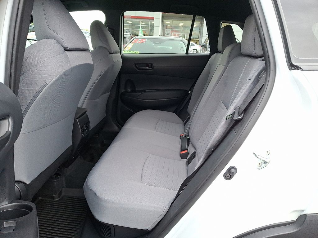 Thumbnail: 2026 Toyota Corolla Cross - 10