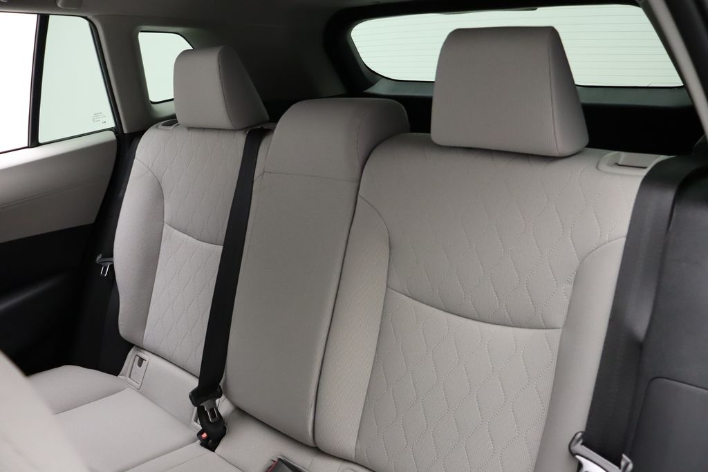 Thumbnail: 2024 Toyota Corolla Cross - 18