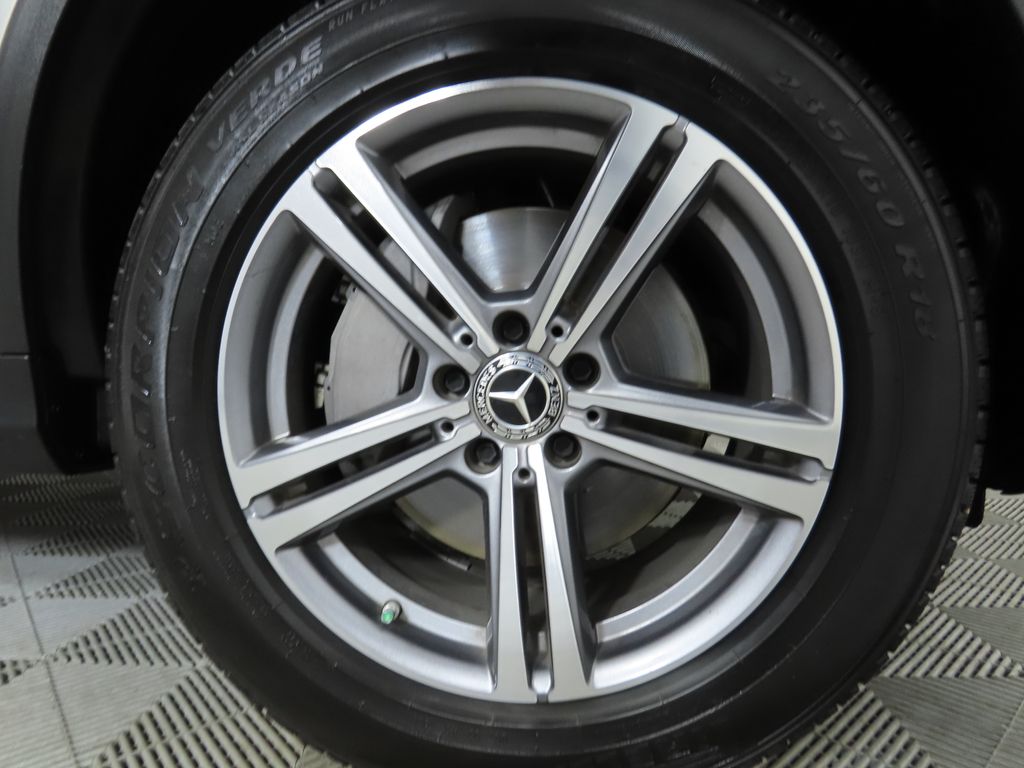 2022 Mercedes-Benz GLC 300 30