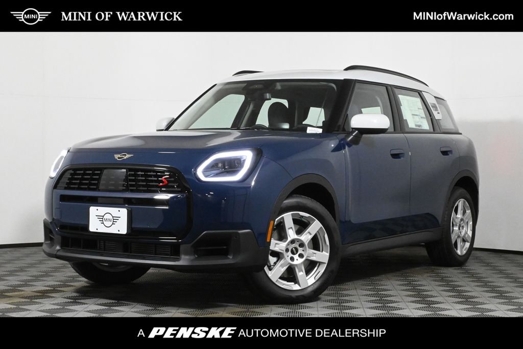 2025 MINI Cooper Countryman Base Hero Image