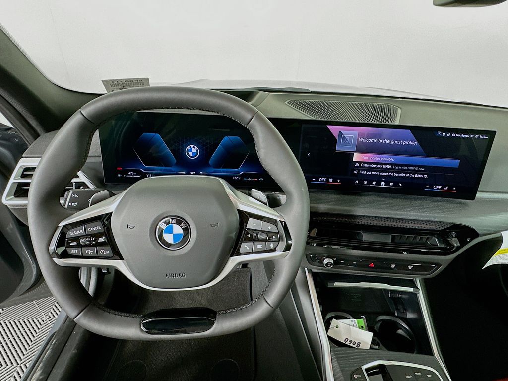Thumbnail: 2025 BMW 3 Series - 10