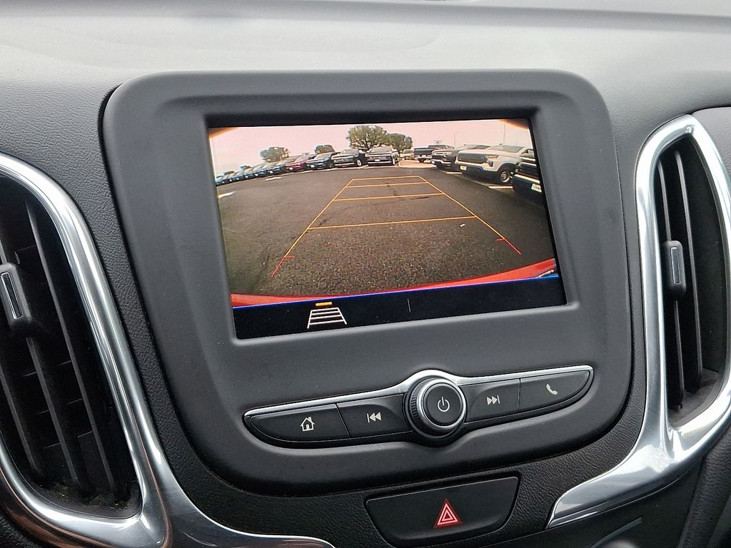 Thumbnail: 2020 Chevrolet Equinox - 18