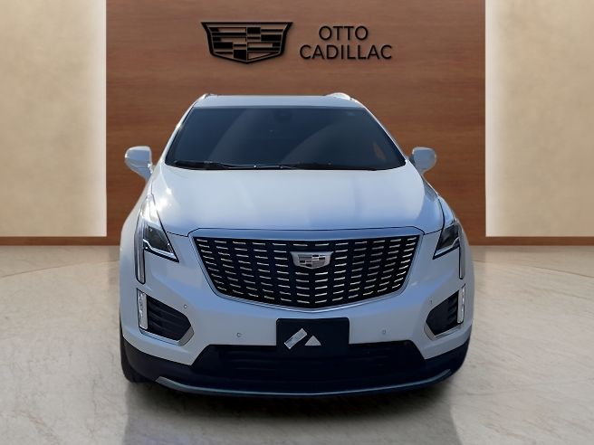 used 2023 Cadillac XT5 car, priced at $34,500