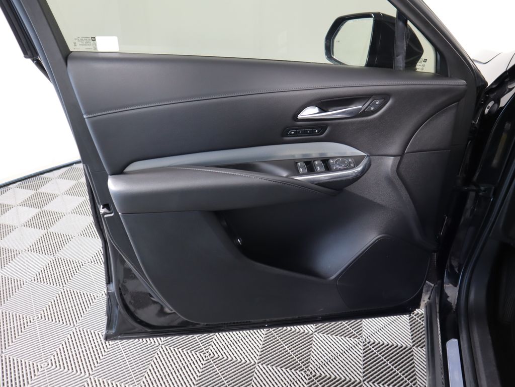 Thumbnail: 2019 Cadillac XT4 - 24