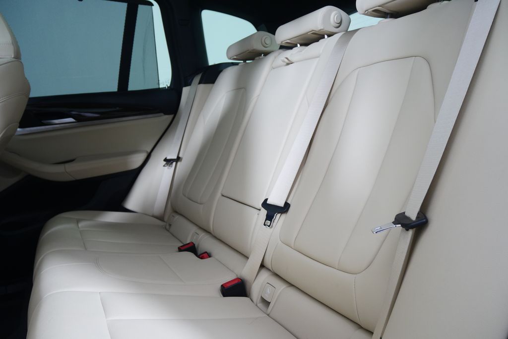 Thumbnail: 2021 BMW X3 - 16