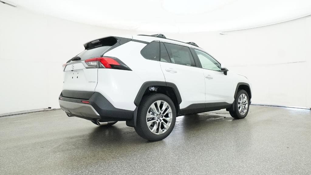 Thumbnail: 2025 Toyota RAV4 - 14