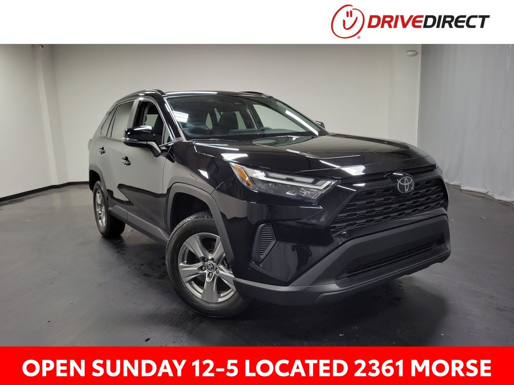 2023 Toyota RAV4 XLE FWD