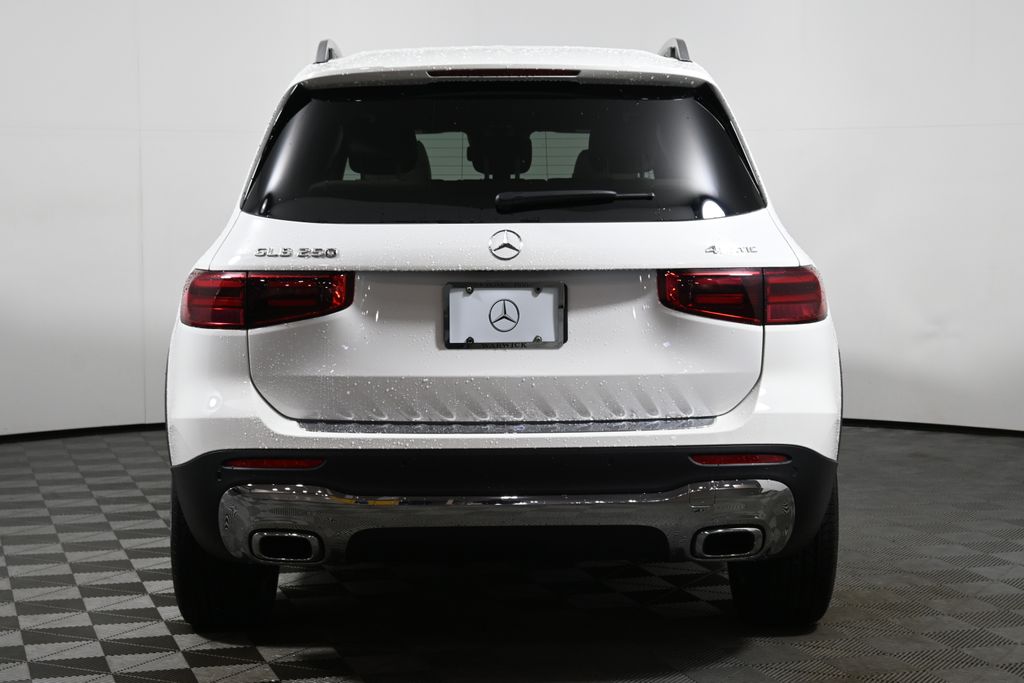 Thumbnail: 2026 Mercedes-Benz GLB - 6