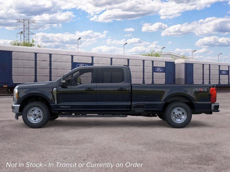 New 2026 Agate Black Metallic Ford XL image 3