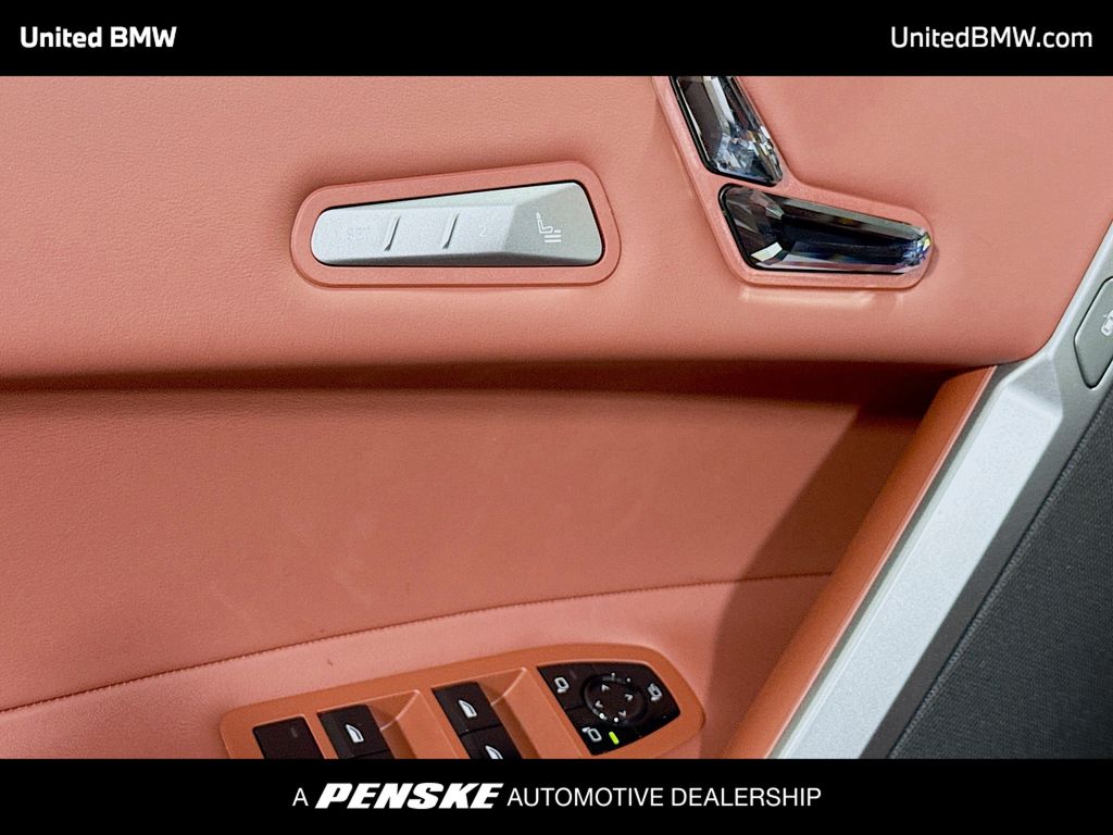 Thumbnail: 2026 BMW iX - 3