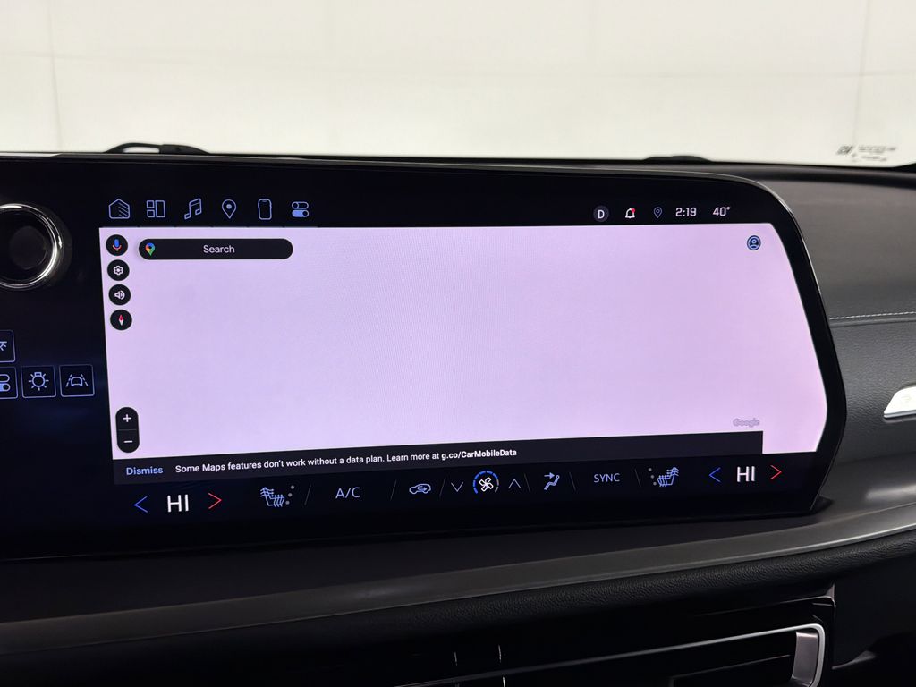 used 2024 Chevrolet Traverse car, priced at $31,900