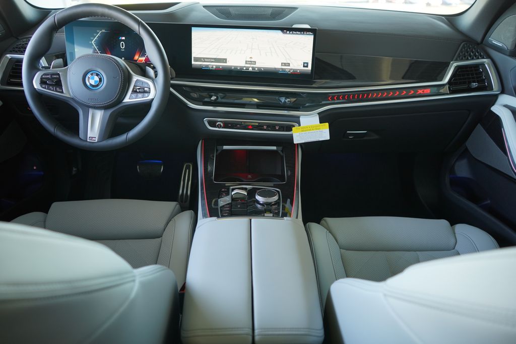 Thumbnail: 2026 BMW X5 - 14