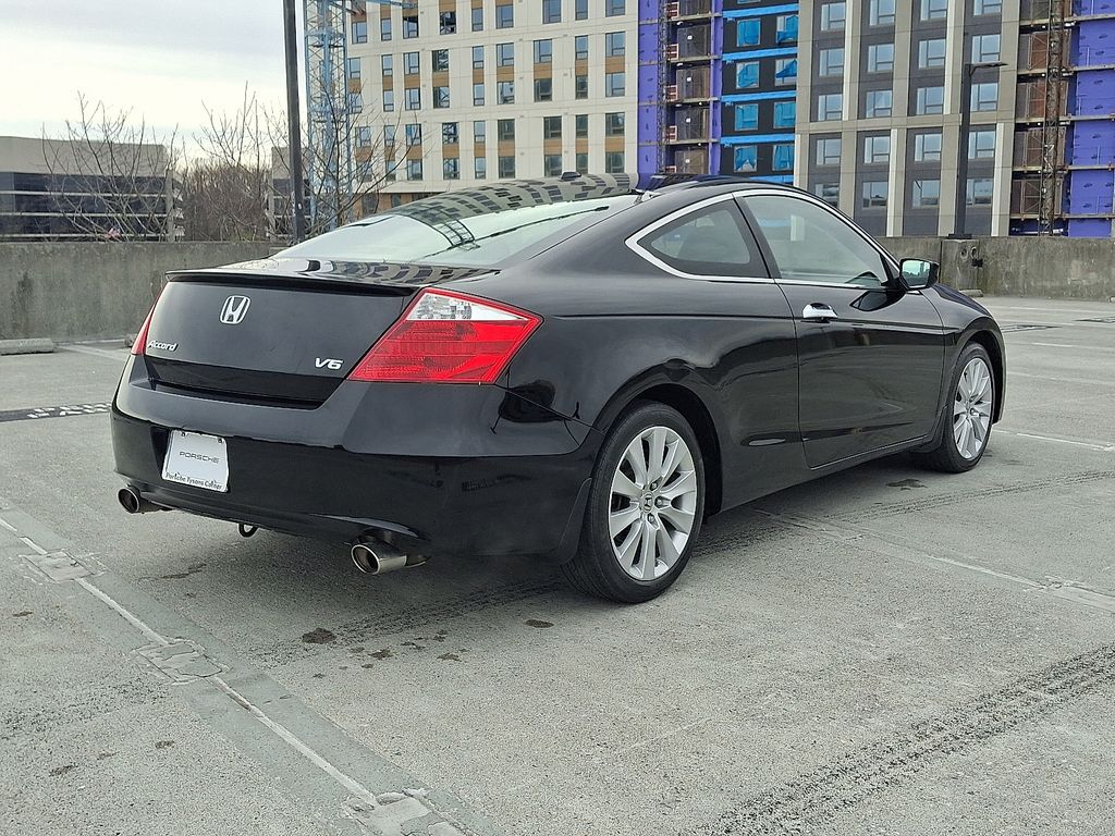 Thumbnail: 2010 Honda Accord - 8