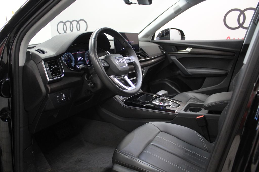 Thumbnail: 2023 Audi Q5 - 11