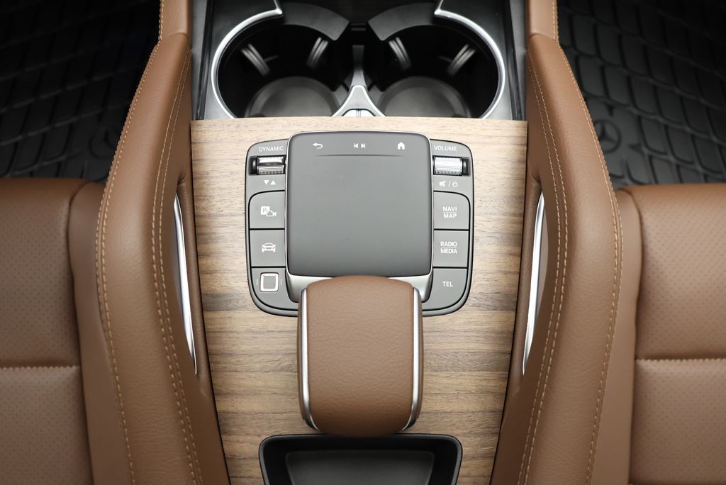 Thumbnail: 2026 Mercedes-Benz GLE - 29