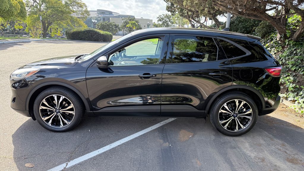 Used 2021 Ford Escape SE 4D Sport Utility