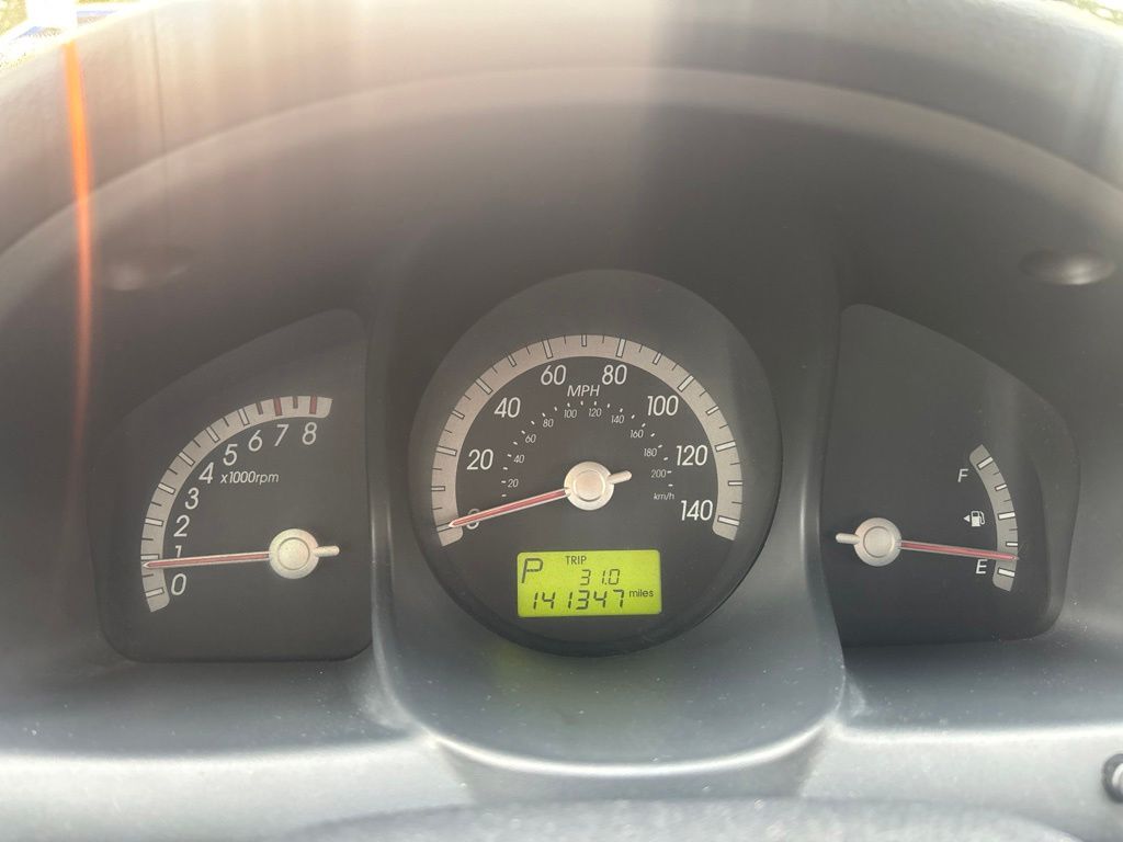 Used 2010 Silver Kia EX image 16