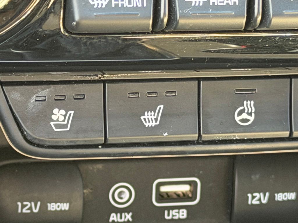 Used 2018 Brown Kia SX image 22