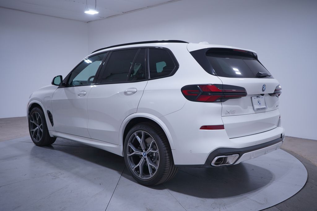 2025 BMW X5 xDrive50e 3