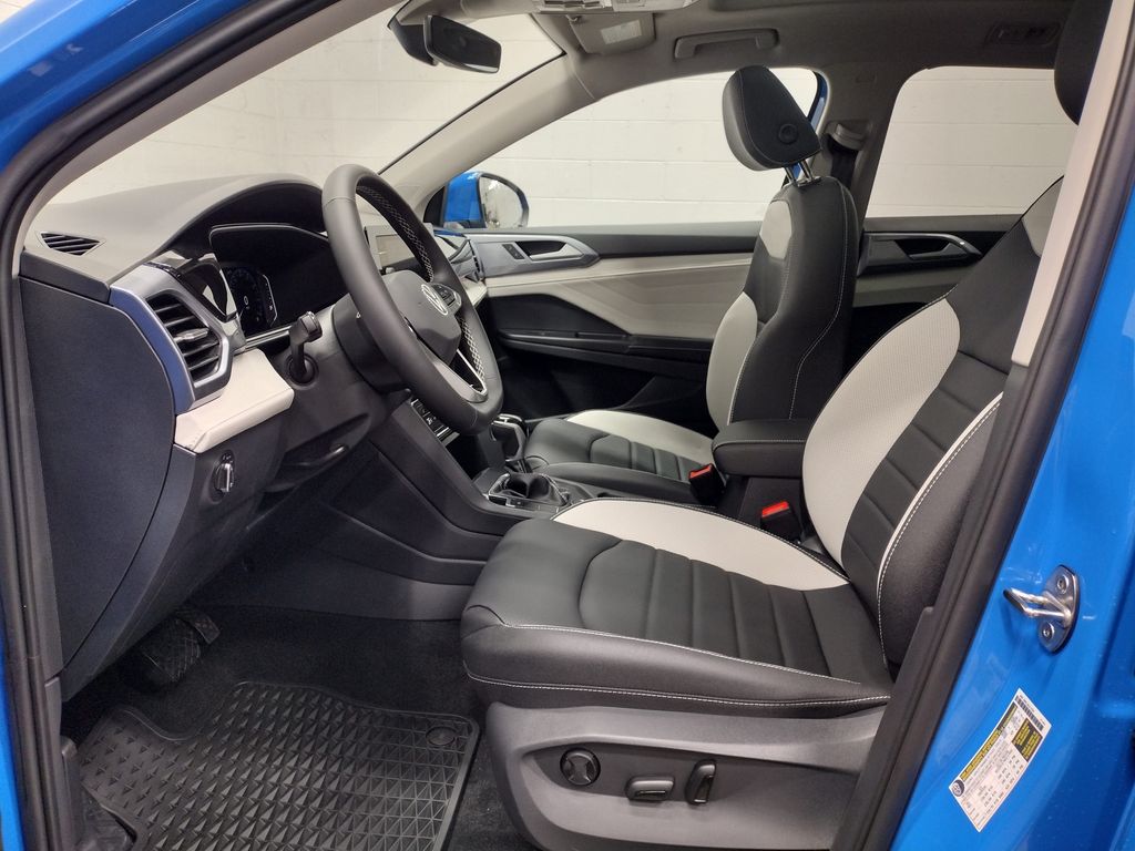 2025 Volkswagen Taos 1.5T SEL