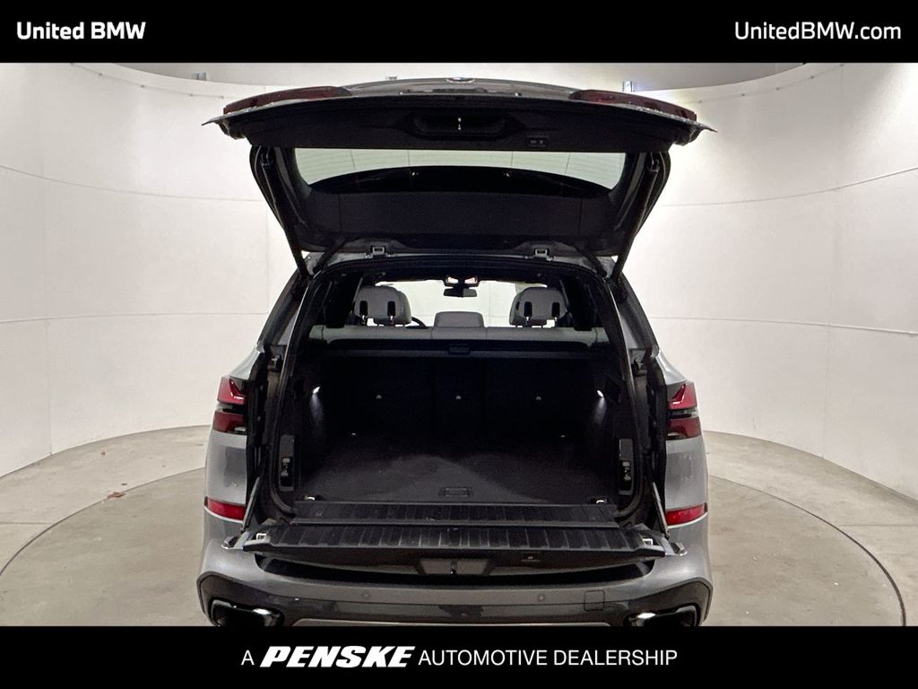 Thumbnail: 2024 BMW X5 - 22