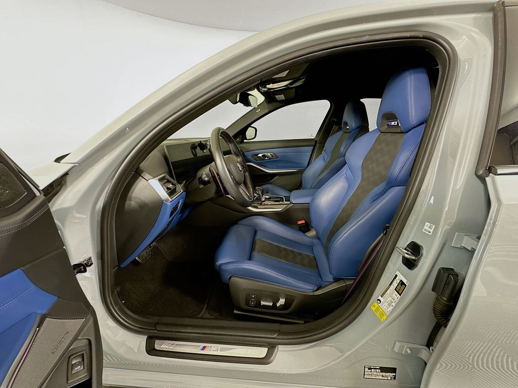 Thumbnail: 2023 BMW M3 - 22