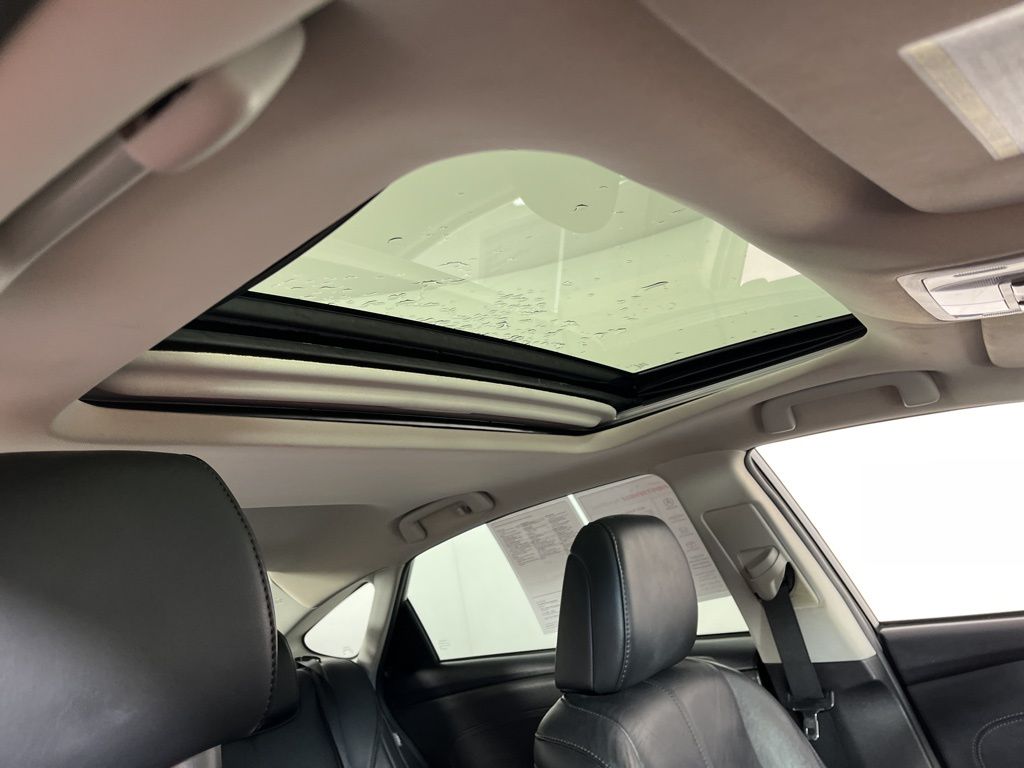 Thumbnail: 2013 Toyota Avalon - 12